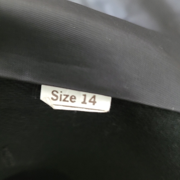 Vintage Women’s Black Wool Long Coat - Picture 12 of 14